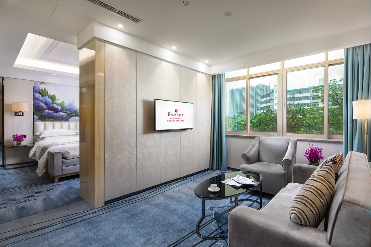 Hotel Ramada Shenzhen Baoan Esterno foto