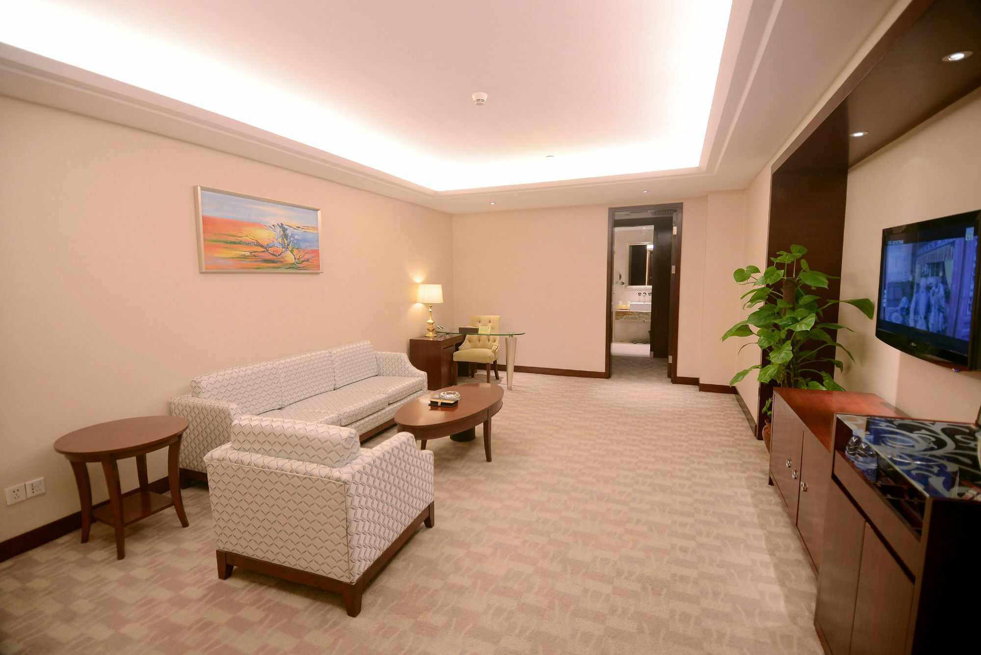 Hotel Ramada Shenzhen Baoan Esterno foto